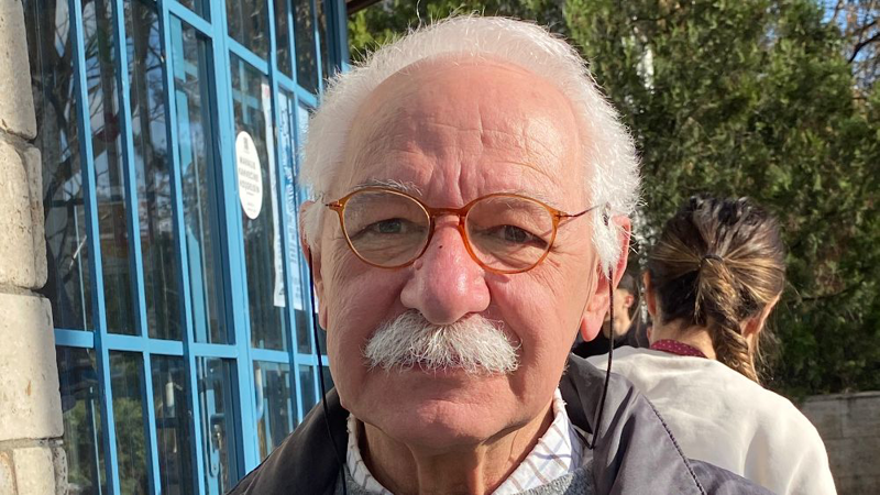 Her Sözüyle Bir Yol Gösterici, Akın (Atauz): Hoşçakal!