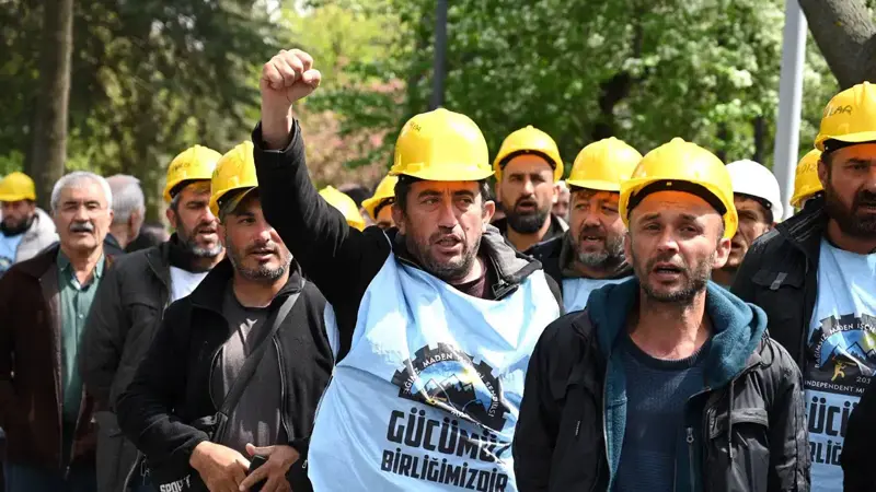 Bir Düzen Ne Zamana Kadar Yasal Olduğu İçin Meşrudur?